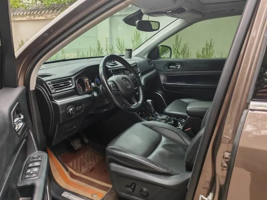 2018 Jeep Grand Commander 2.0T 265HP L4 9AT,autocango,china used car exporter,china ev exporter,chinese used car exporter,chinese used ev exporter
