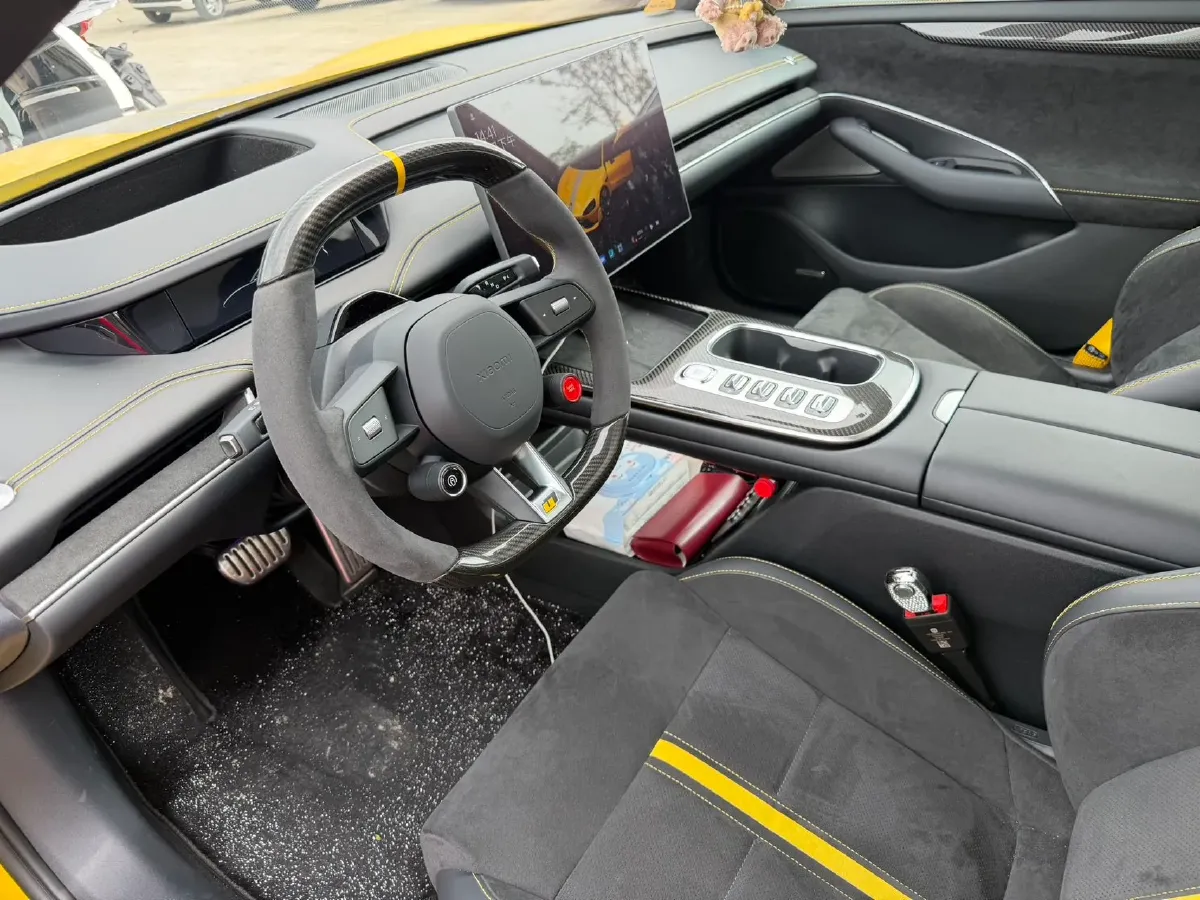 2025 MI SU7 Ultra BEV 93.7KWH,autocango,china used car exporter,china ev exporter,chinese used car exporter,chinese used ev exporter