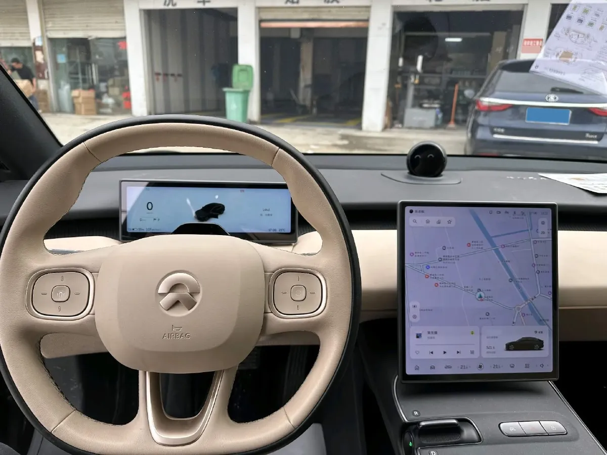 2024 NIO ET5 BEV 75KWH,autocango,china used car exporter,china ev exporter,chinese used car exporter,chinese used ev exporter