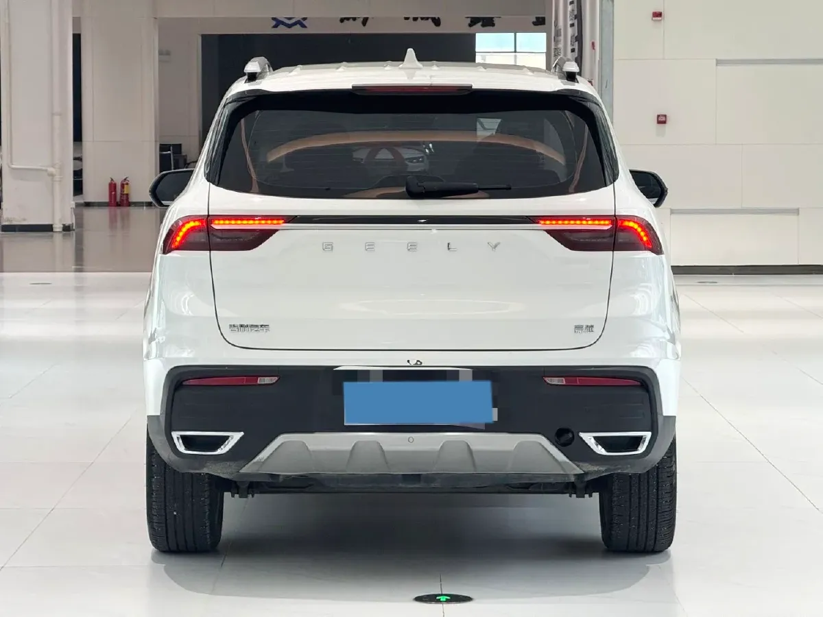 2022 Geely Okavango 1.8T 184HP L4 7DCT,autocango,china used car exporter,china ev exporter,chinese used car exporter,chinese used ev exporter