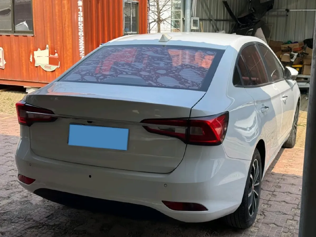 2020 Roewe i5 1.5L 120HP L4 CVT,autocango,china used car exporter,china ev exporter,chinese used car exporter,chinese used ev exporter