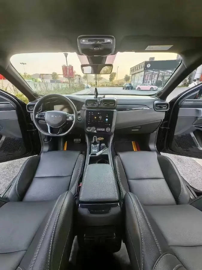 2018 Toyota C-HR 2.0L 171HP L4 CVT,autocango,china used car exporter,china ev exporter,chinese used car exporter,chinese used ev exporter