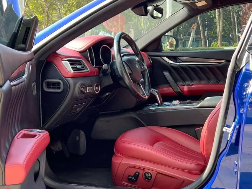 2019 Maserati Ghibli 3.0T 350HP V6 8AT,autocango,china used car exporter,china ev exporter,chinese used car exporter,chinese used ev exporter