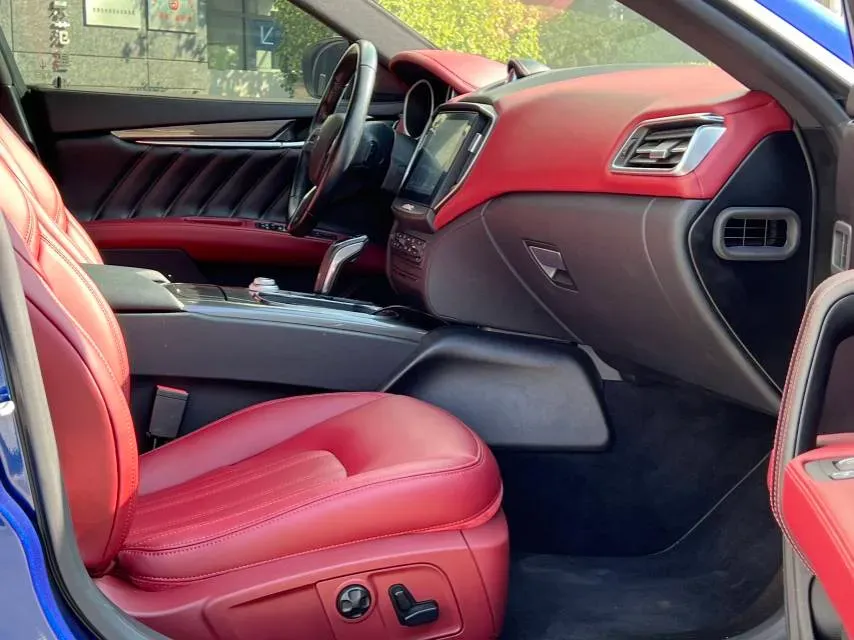 2019 Maserati Ghibli 3.0T 350HP V6 8AT,autocango,china used car exporter,china ev exporter,chinese used car exporter,chinese used ev exporter