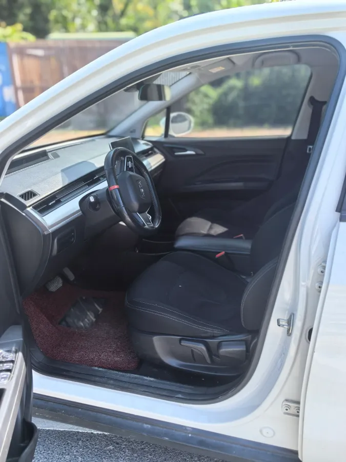 2022 Leapmotor T03 BEV 41KWH,autocango,china used car exporter,china ev exporter,chinese used car exporter,chinese used ev exporter