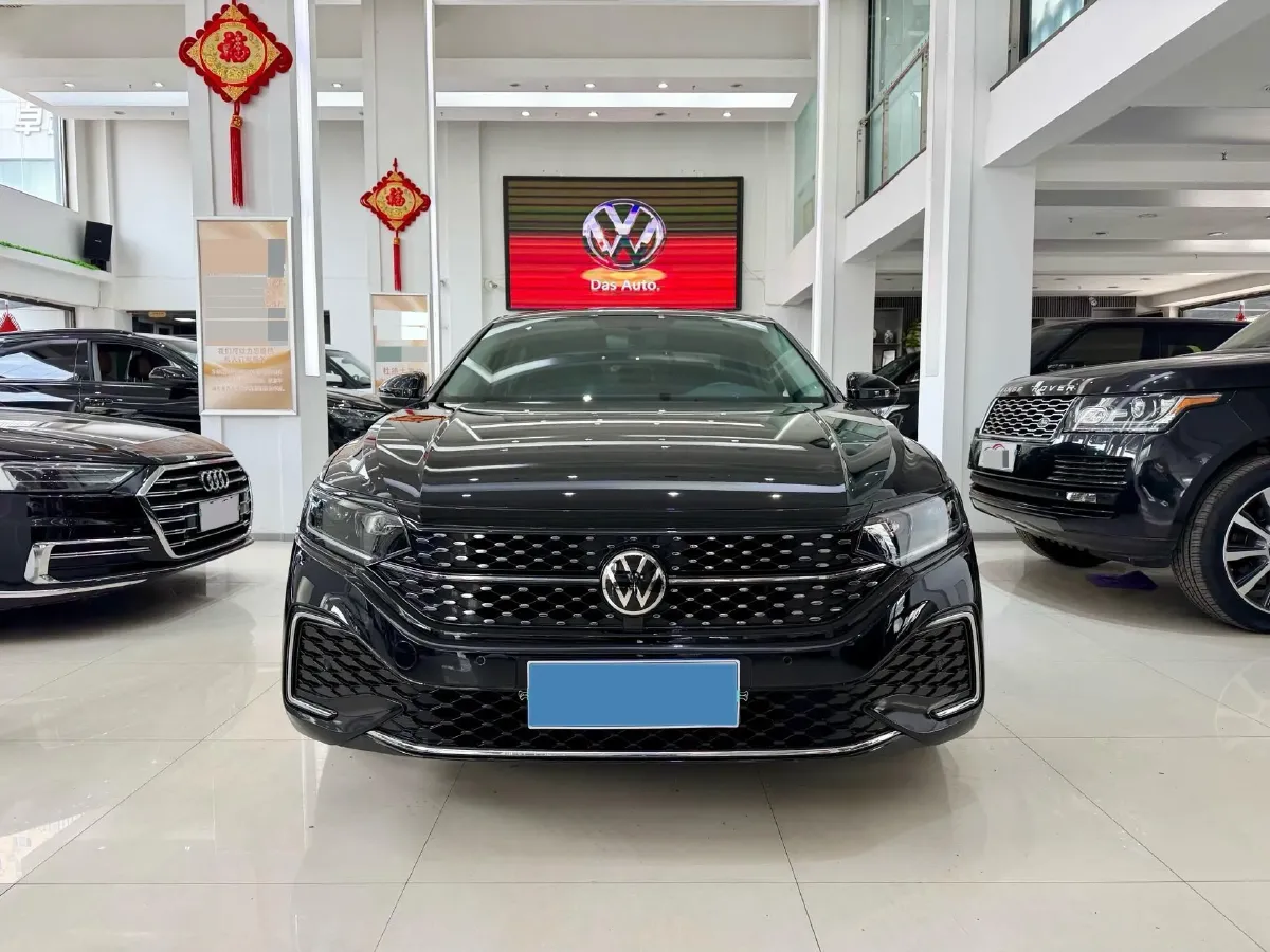 2024 Volkswagen Passat 2.0T 220HP L4 7DCT,autocango,china used car exporter,china ev exporter,chinese used car exporter,chinese used ev exporter