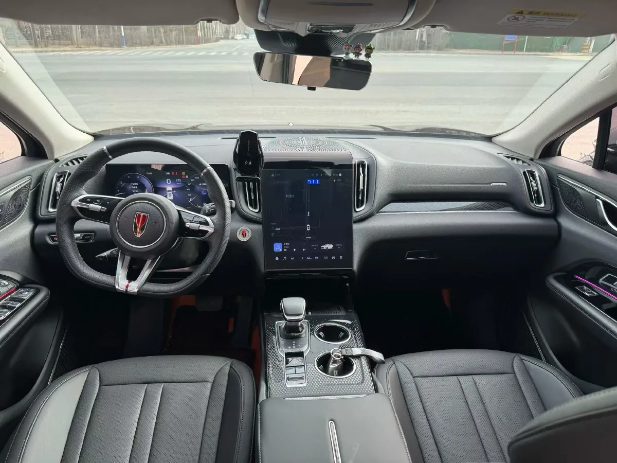 2024 HongQi HS3 1.5T 169HP L4 7DCT,autocango,china used car exporter,china ev exporter,chinese used car exporter,chinese used ev exporter