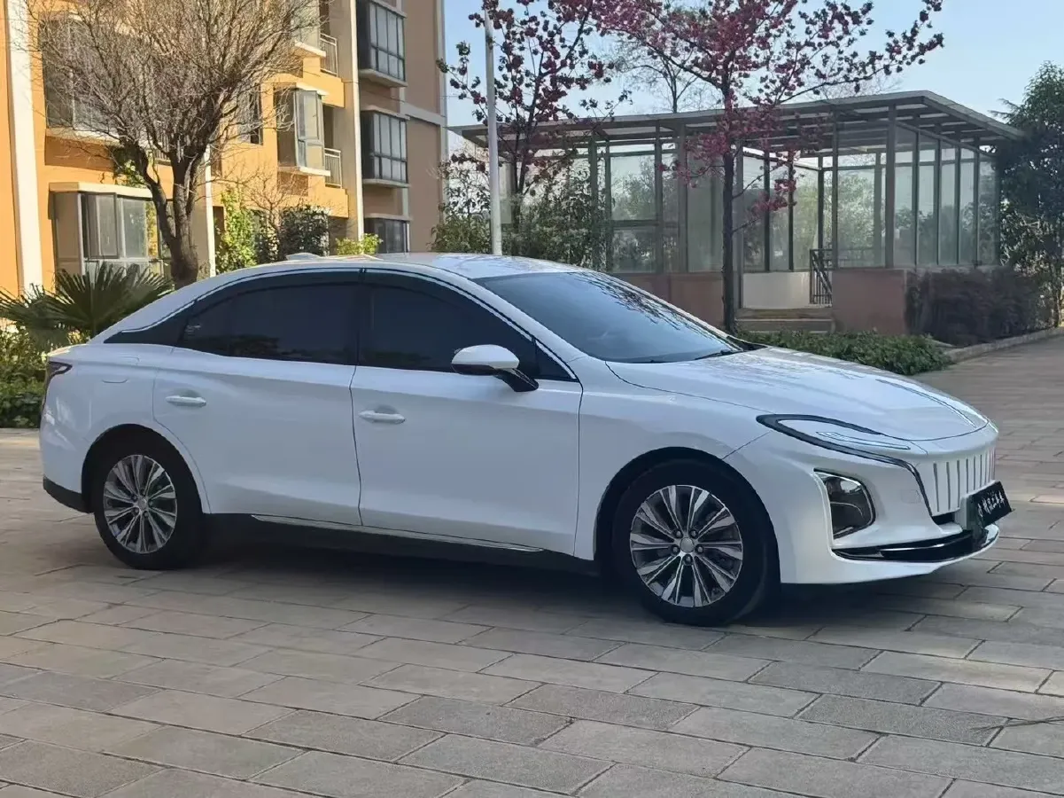 2022 HongQi E-QM5 BEV 54KWH,autocango,china used car exporter,china ev exporter,chinese used car exporter,chinese used ev exporter
