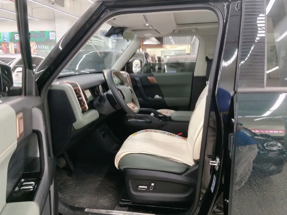 2024 JMC DaDao 2.3T 245HP L4 8AT,autocango,china used car exporter,china ev exporter,chinese used car exporter,chinese used ev exporter