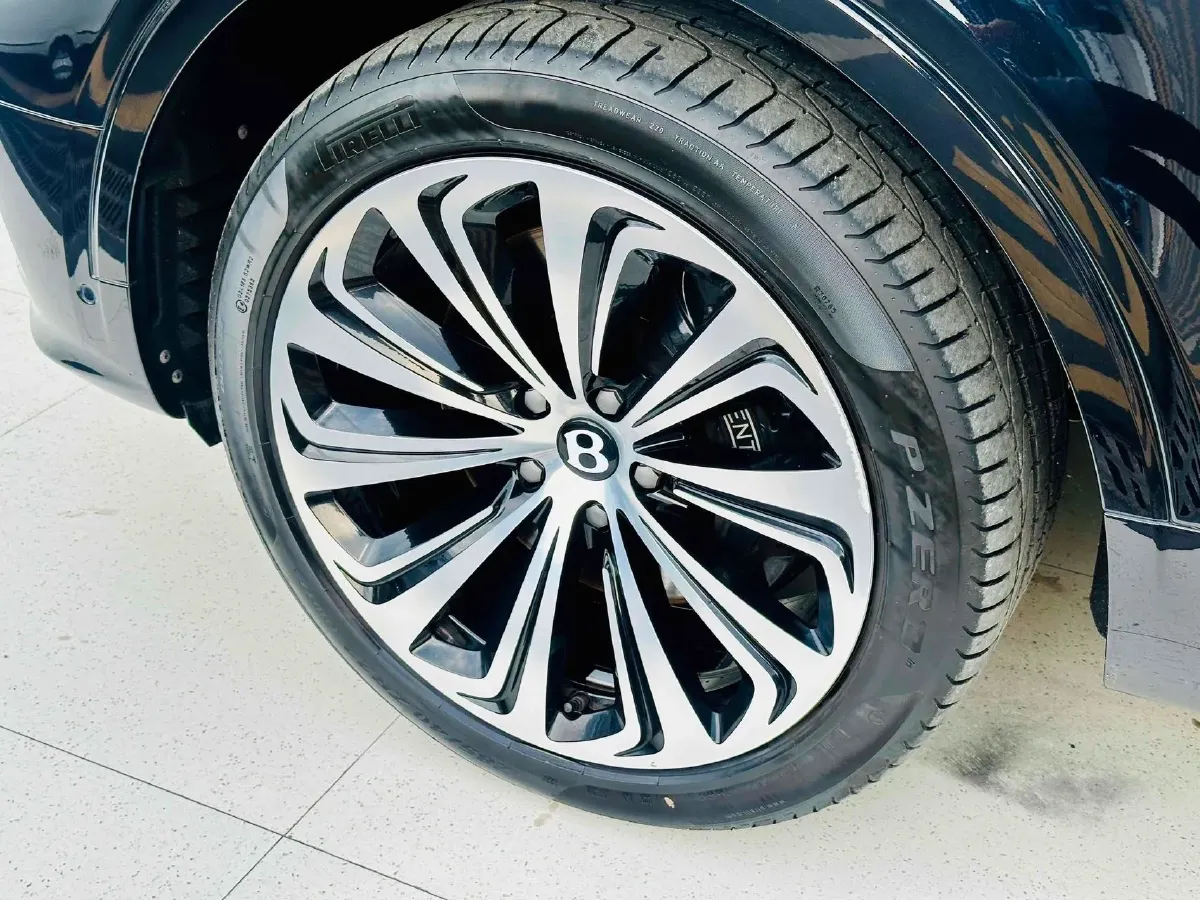 2023 Bentley Flying Spur 4.0T 550HP V8 8DCT,autocango,china used car exporter,china ev exporter,chinese used car exporter,chinese used ev exporter