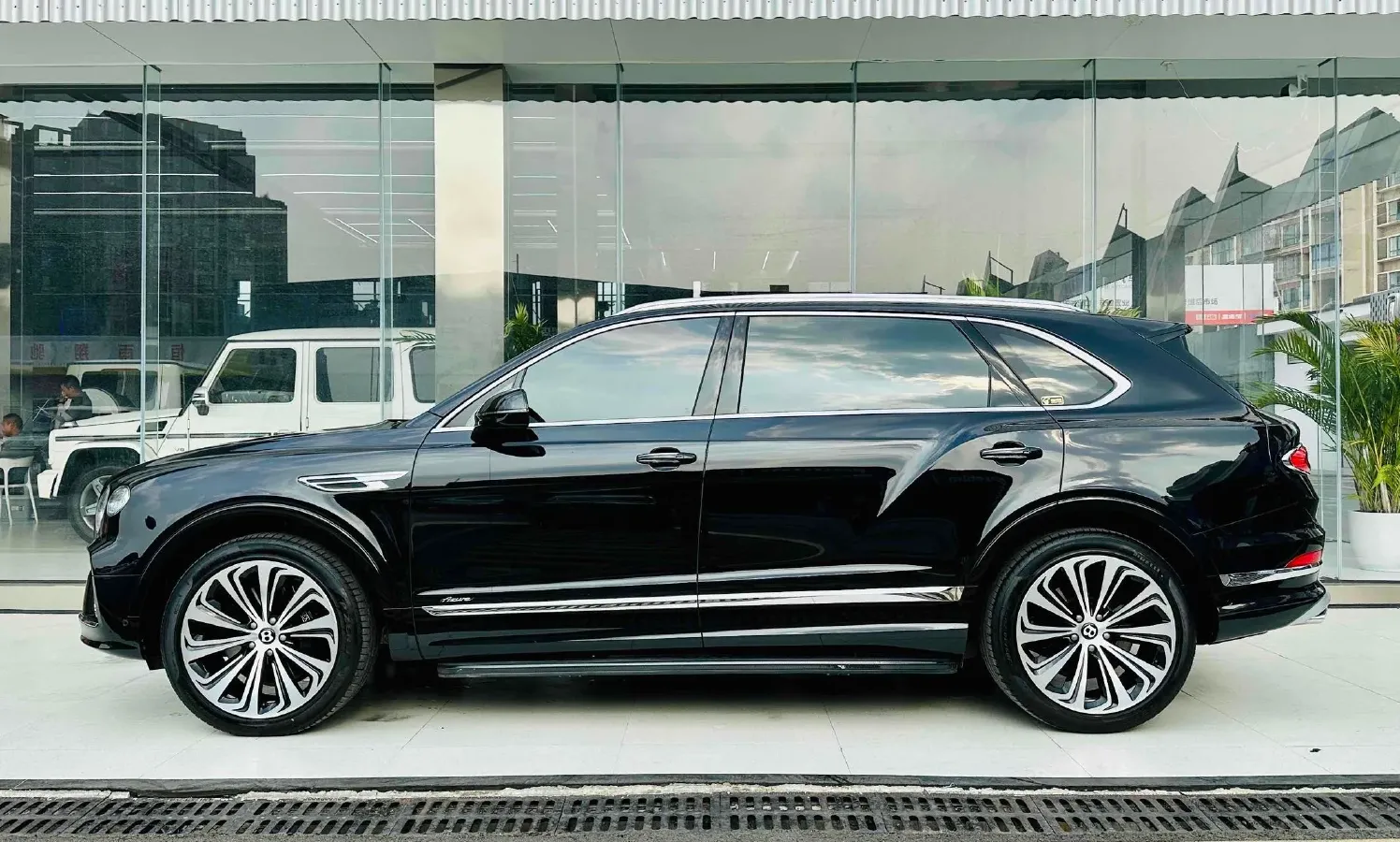 2023 Bentley Flying Spur 4.0T 550HP V8 8DCT,autocango,china used car exporter,china ev exporter,chinese used car exporter,chinese used ev exporter