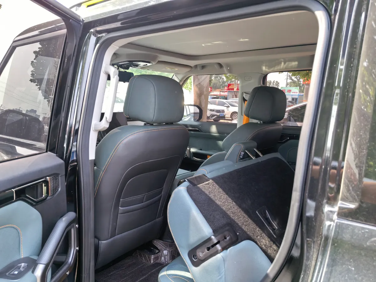 2023 Jetour Traveller 1.5T 184HP L4 7DCT,autocango,china used car exporter,china ev exporter,chinese used car exporter,chinese used ev exporter