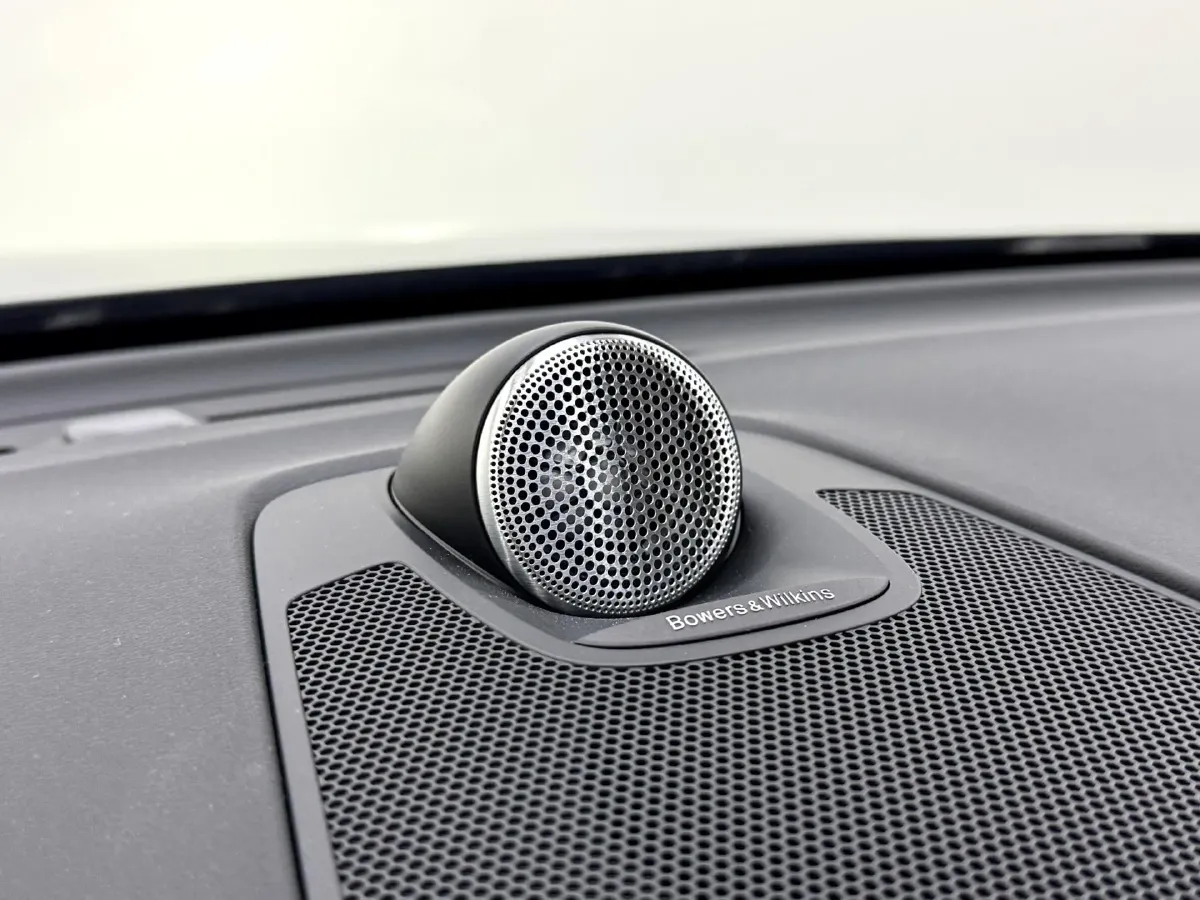 2026 Volvo XC60 2.0T 250HP L4 8AT,autocango,china used car exporter,china ev exporter,chinese used car exporter,chinese used ev exporter