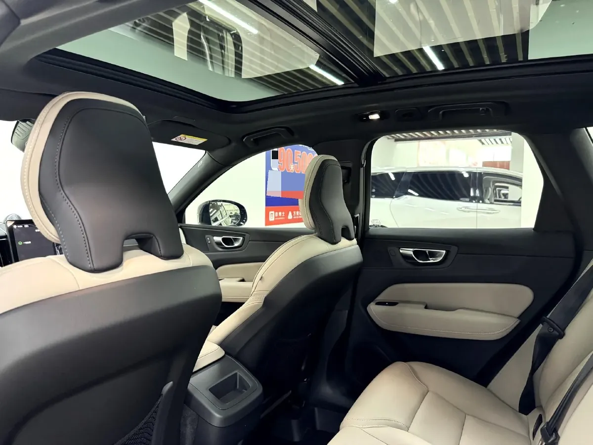 2026 Volvo XC60 2.0T 250HP L4 8AT,autocango,china used car exporter,china ev exporter,chinese used car exporter,chinese used ev exporter
