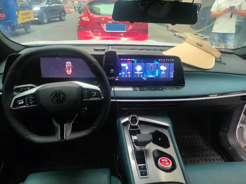 2025 MG 7 1.5T 188HP L4 7DCT,autocango,china used car exporter,china ev exporter,chinese used car exporter,chinese used ev exporter
