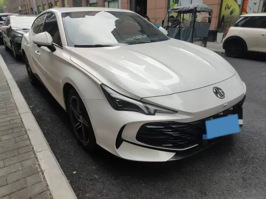 2025 MG 7 1.5T 188HP L4 7DCT,autocango,china used car exporter,china ev exporter,chinese used car exporter,chinese used ev exporter