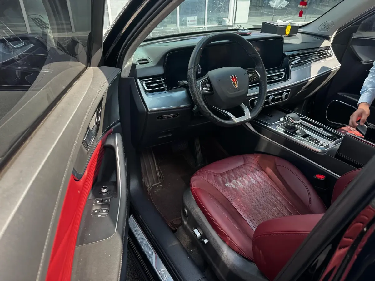 2023 HongQi HS5 2.0T 252HP L4 8AT,autocango,china used car exporter,china ev exporter,chinese used car exporter,chinese used ev exporter