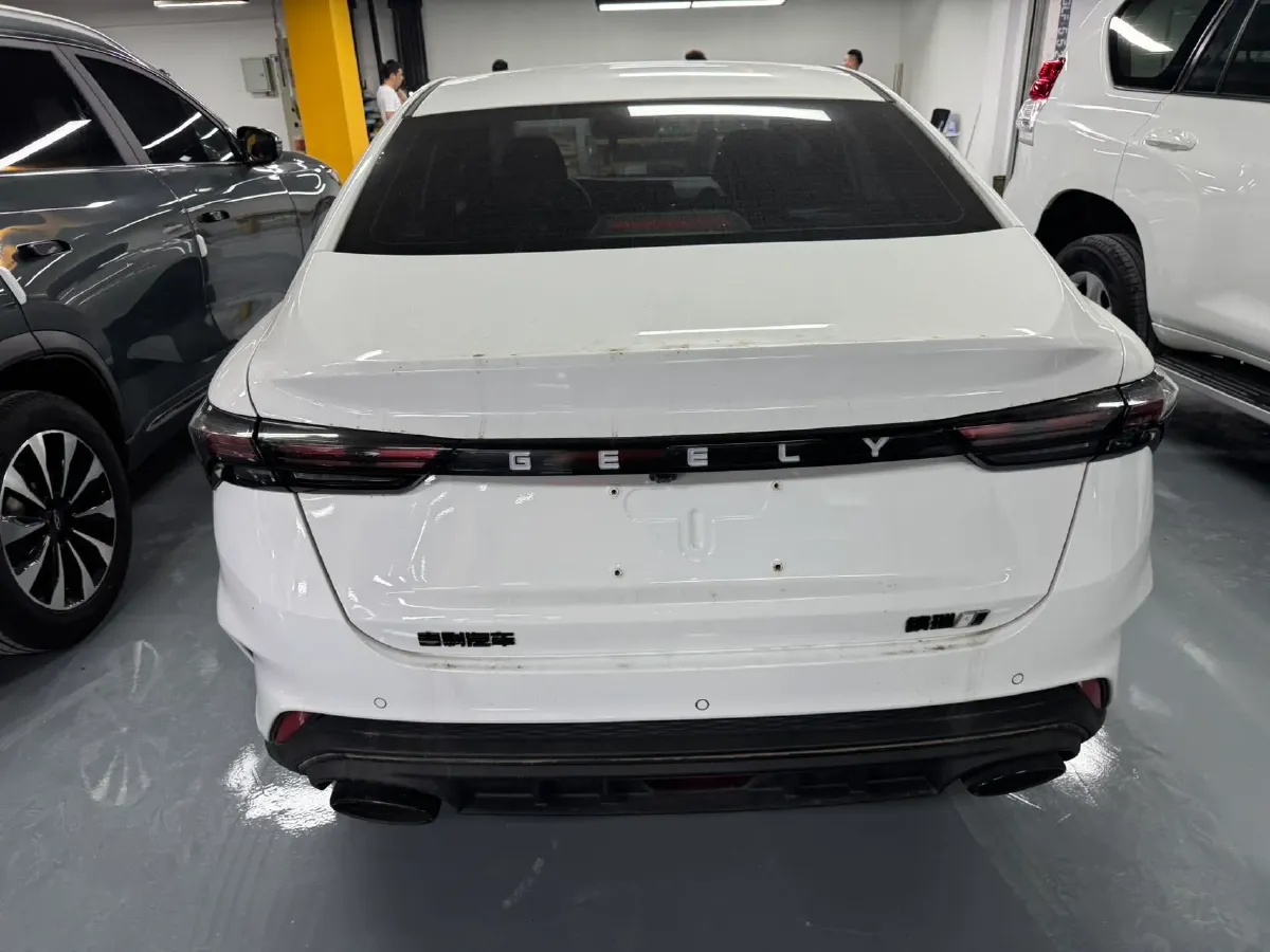 2022 Geely Binray 1.5T 181HP L4 7DCT,autocango,china used car exporter,china ev exporter,chinese used car exporter,chinese used ev exporter