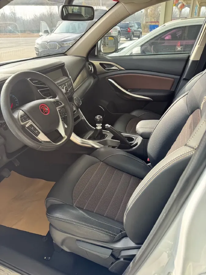 2017 BYD Song 1.5T 154HP L4 6MT,autocango,china used car exporter,china ev exporter,chinese used car exporter,chinese used ev exporter