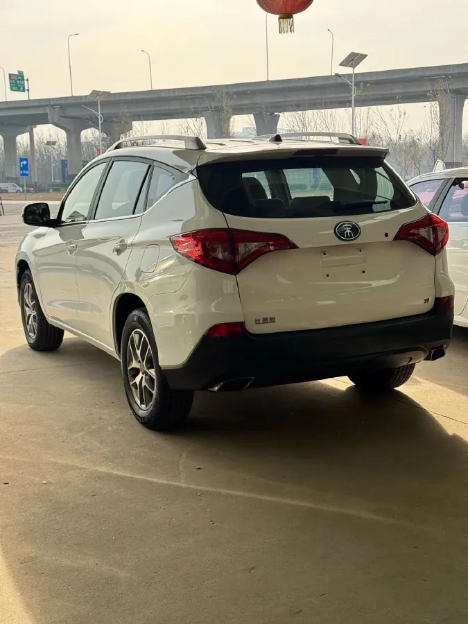 2017 BYD Song 1.5T 154HP L4 6MT,autocango,china used car exporter,china ev exporter,chinese used car exporter,chinese used ev exporter