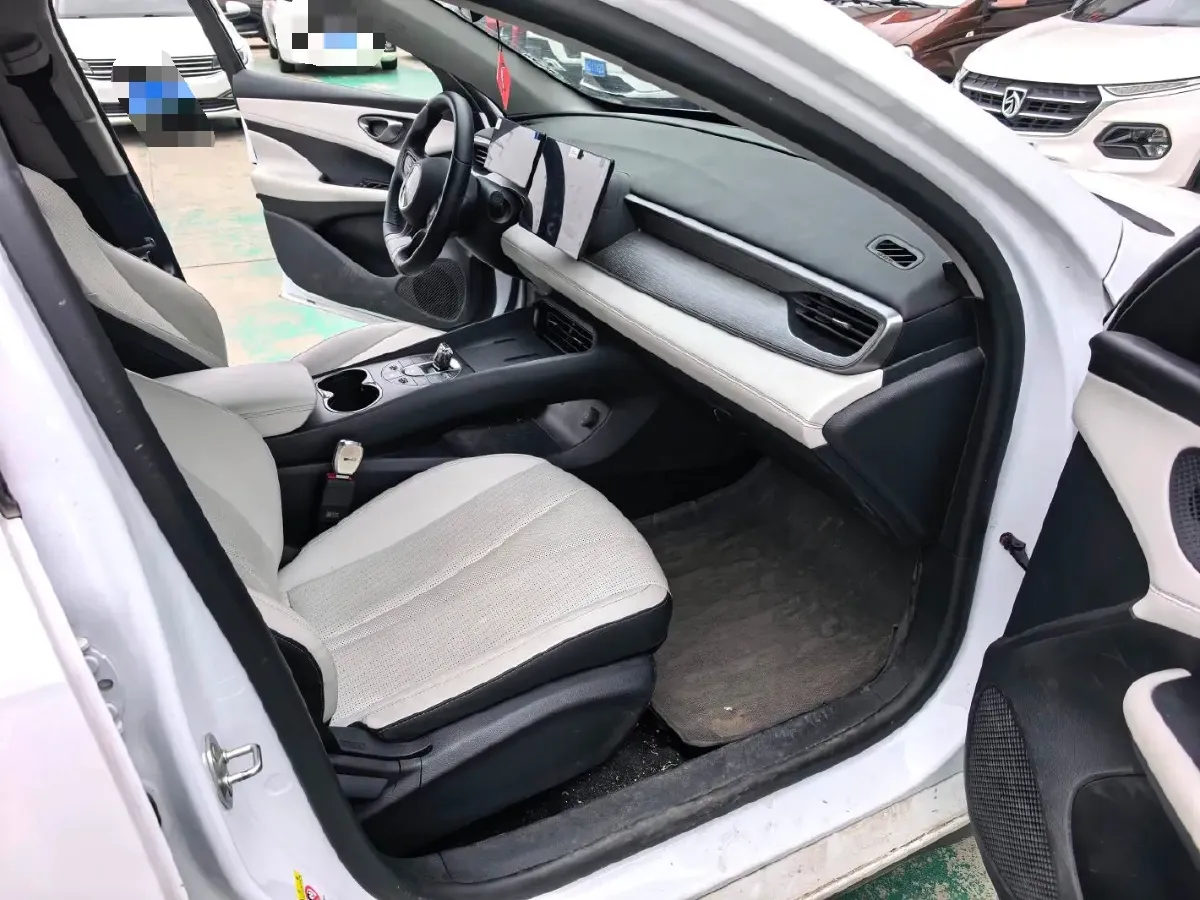 2025 BYD Seal05 DM-i 1.5L 101HP L4 E-CVT PHEV 7.68KWH,autocango,china used car exporter,china ev exporter,chinese used car exporter,chinese used ev exporter