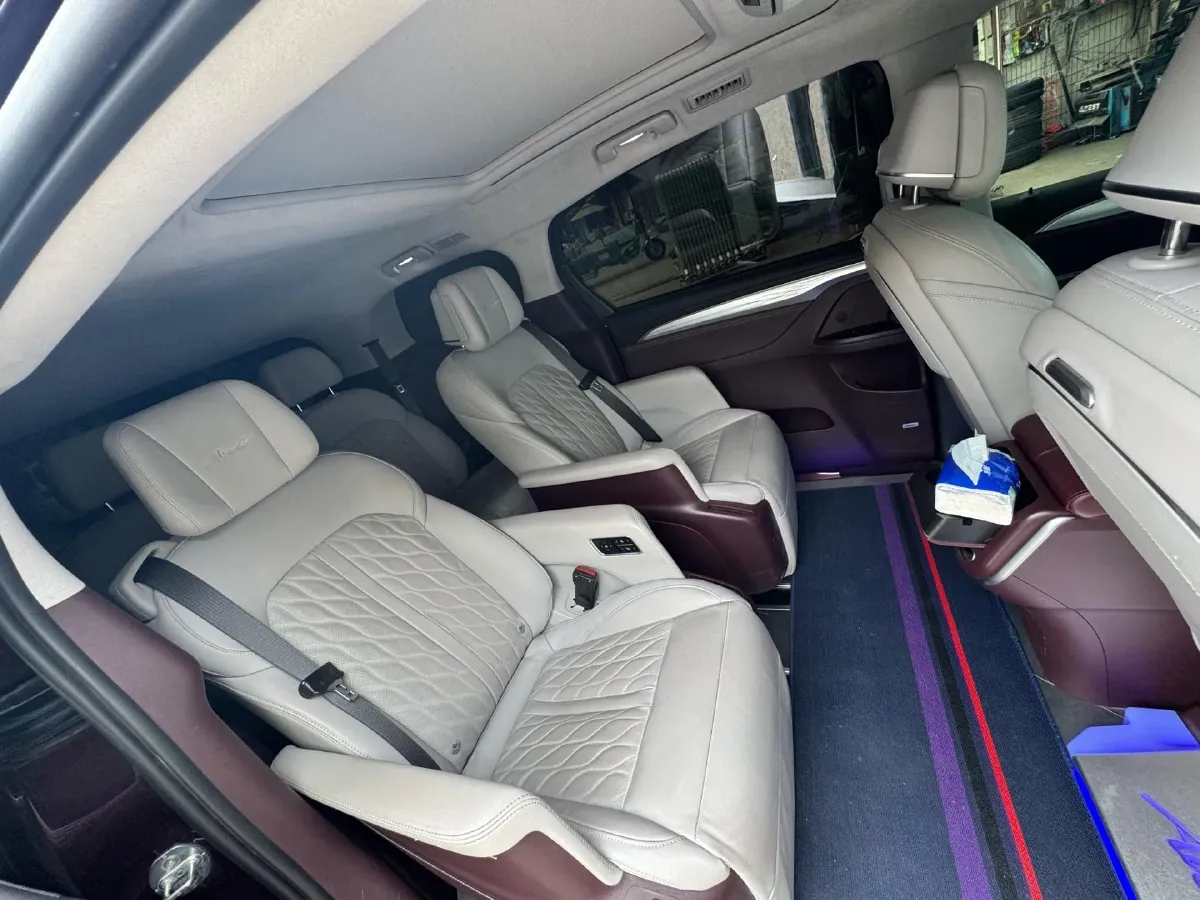 2023 Buick Century 2.0T 237HP L4 9AT,autocango,china used car exporter,china ev exporter,chinese used car exporter,chinese used ev exporter