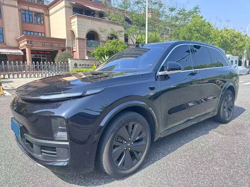 2025 Li L8 Range Extended 154HP REEV,autocango,china used car exporter,china ev exporter,chinese used car exporter,chinese used ev exporter