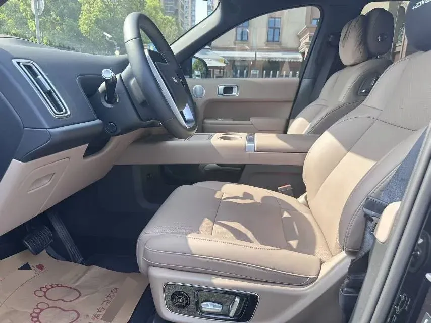 2025 Li L8 Range Extended 154HP REEV,autocango,china used car exporter,china ev exporter,chinese used car exporter,chinese used ev exporter