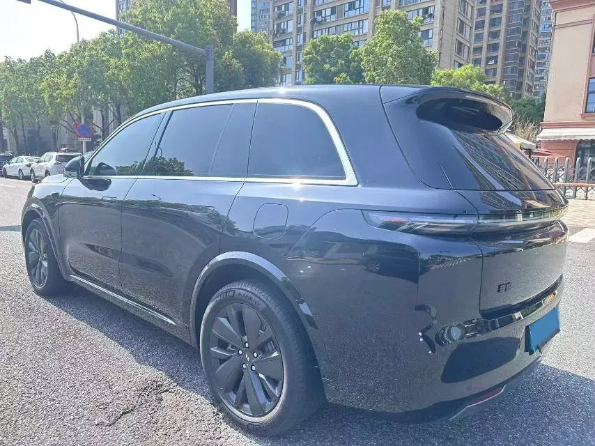 2025 Li L8 Range Extended 154HP REEV,autocango,china used car exporter,china ev exporter,chinese used car exporter,chinese used ev exporter