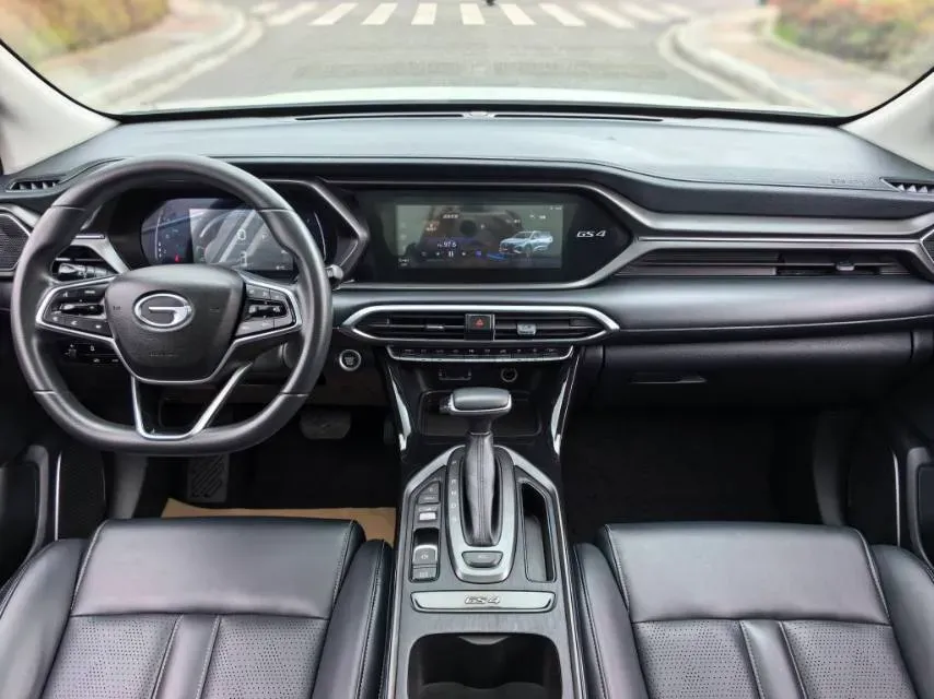 2022 GAC Trumpchi GS4 1.5T 169HP L4 6AT,autocango,china used car exporter,china ev exporter,chinese used car exporter,chinese used ev exporter