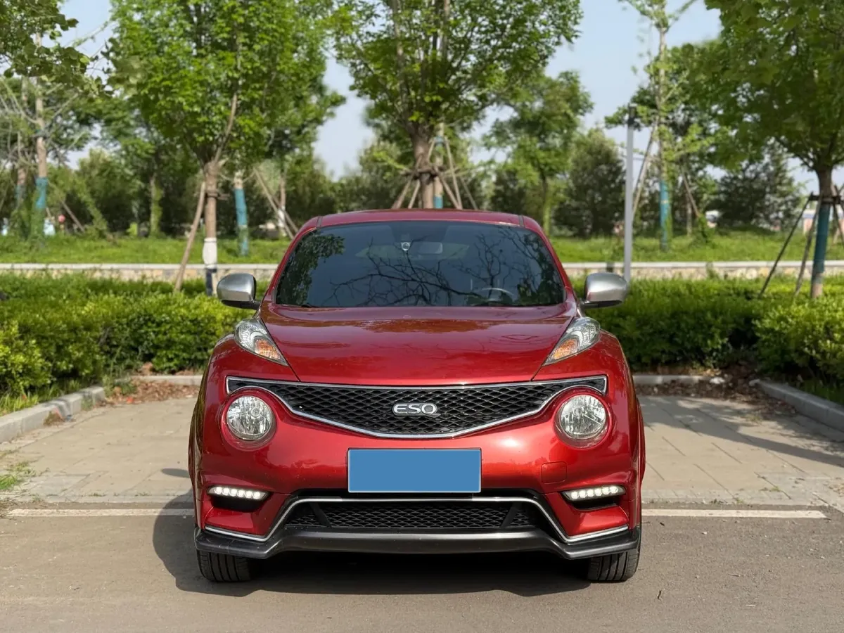 2014 Mitsubishi Outlander 2.0L 150HP L4 CVT,autocango,china used car exporter,china ev exporter,chinese used car exporter,chinese used ev exporter