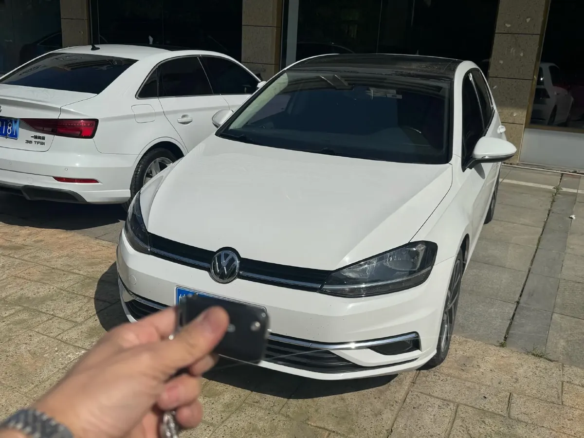 2020 Volkswagen Golf 1.4T 150HP L4 7DCT,autocango,china used car exporter,china ev exporter,chinese used car exporter,chinese used ev exporter