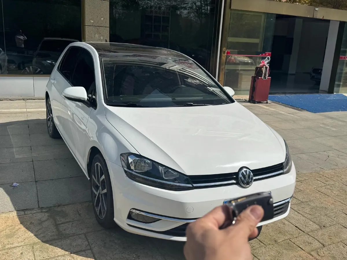2020 Volkswagen Golf 1.4T 150HP L4 7DCT,autocango,china used car exporter,china ev exporter,chinese used car exporter,chinese used ev exporter
