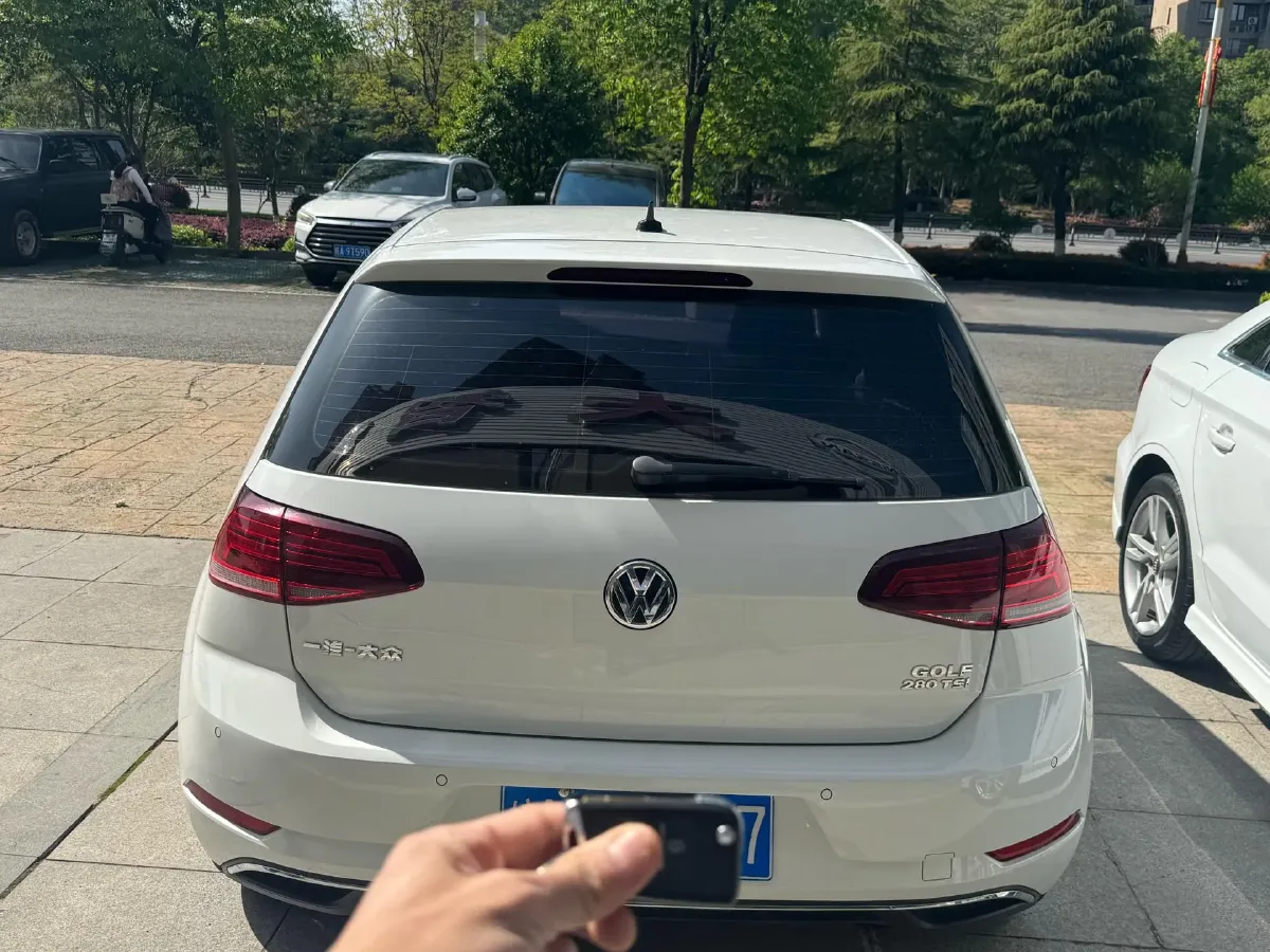 2020 Volkswagen Golf 1.4T 150HP L4 7DCT,autocango,china used car exporter,china ev exporter,chinese used car exporter,chinese used ev exporter