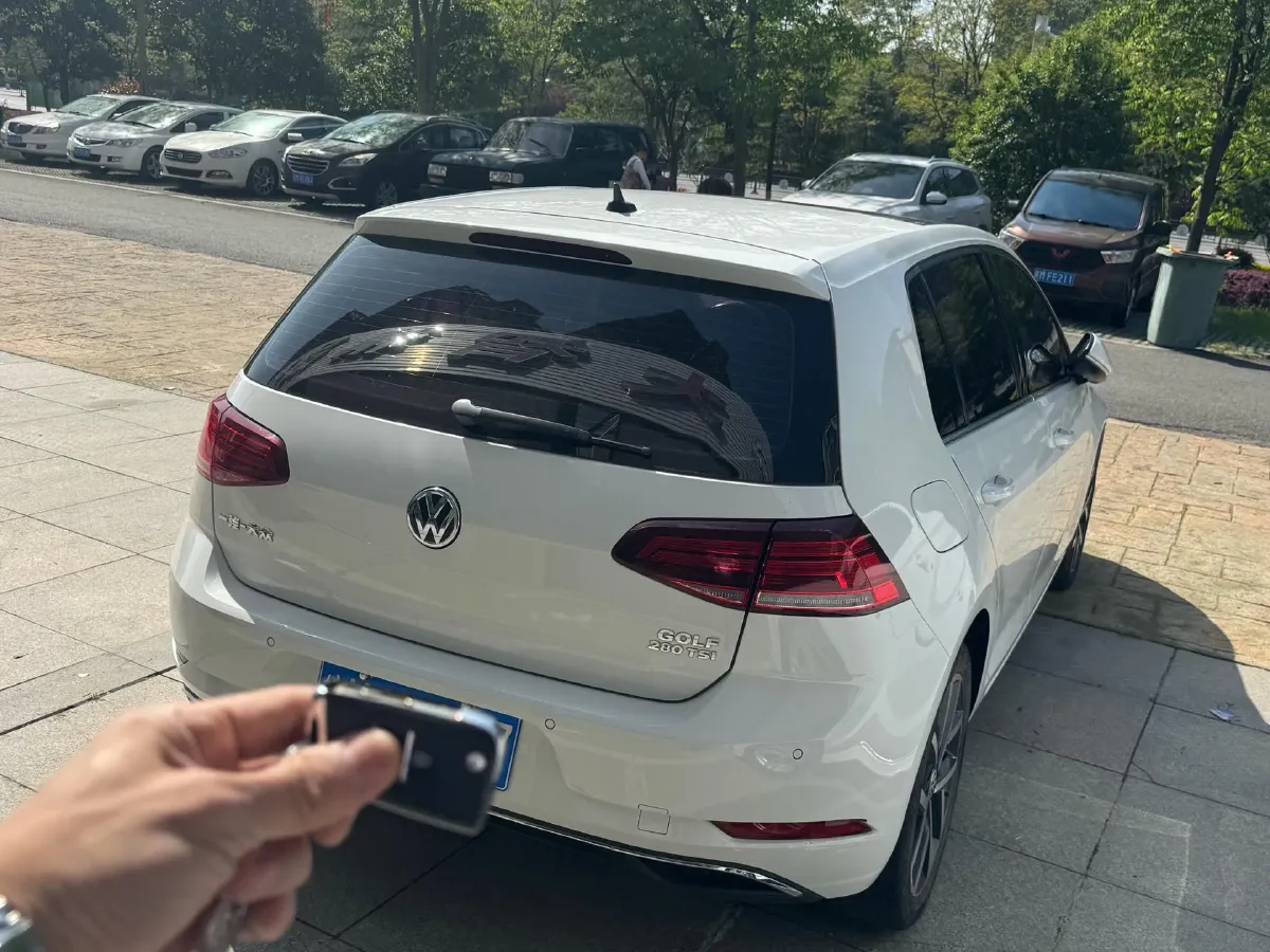 2020 Volkswagen Golf 1.4T 150HP L4 7DCT,autocango,china used car exporter,china ev exporter,chinese used car exporter,chinese used ev exporter