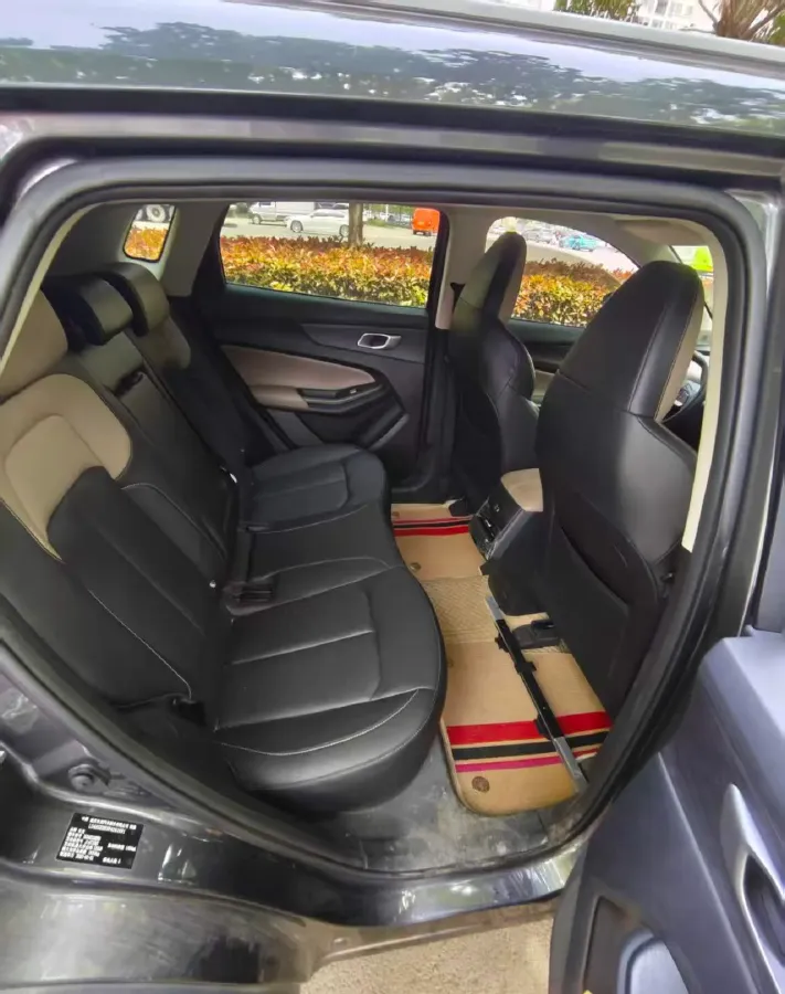 2022 ChangAn Oshan X7 Plus 1.5T 188HP L4 7DCT,autocango,china used car exporter,china ev exporter,chinese used car exporter,chinese used ev exporter