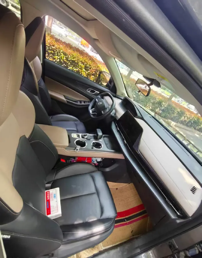 2022 ChangAn Oshan X7 Plus 1.5T 188HP L4 7DCT,autocango,china used car exporter,china ev exporter,chinese used car exporter,chinese used ev exporter