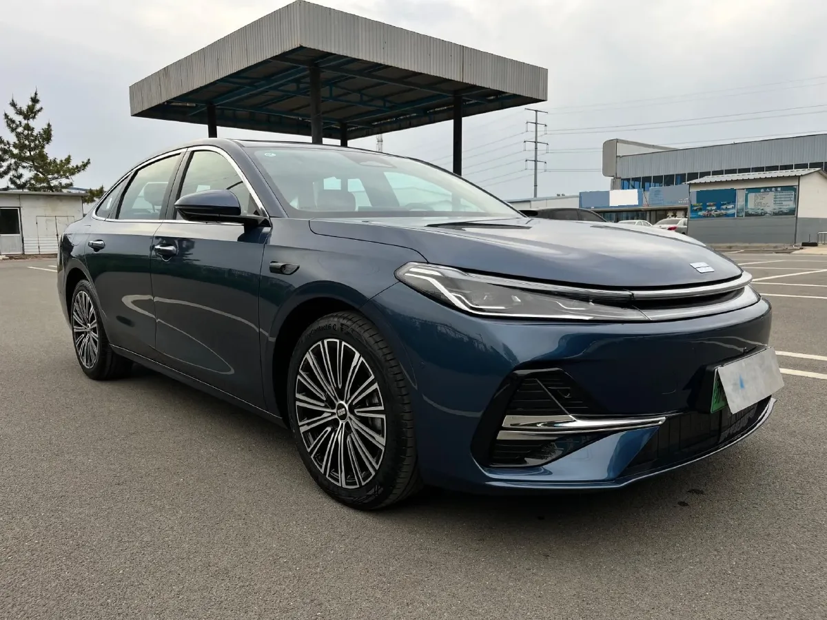 2025 Geely Galaxy A7 1.5L 112HP L4 1DHT PHEV,autocango,china used car exporter,china ev exporter,chinese used car exporter,chinese used ev exporter