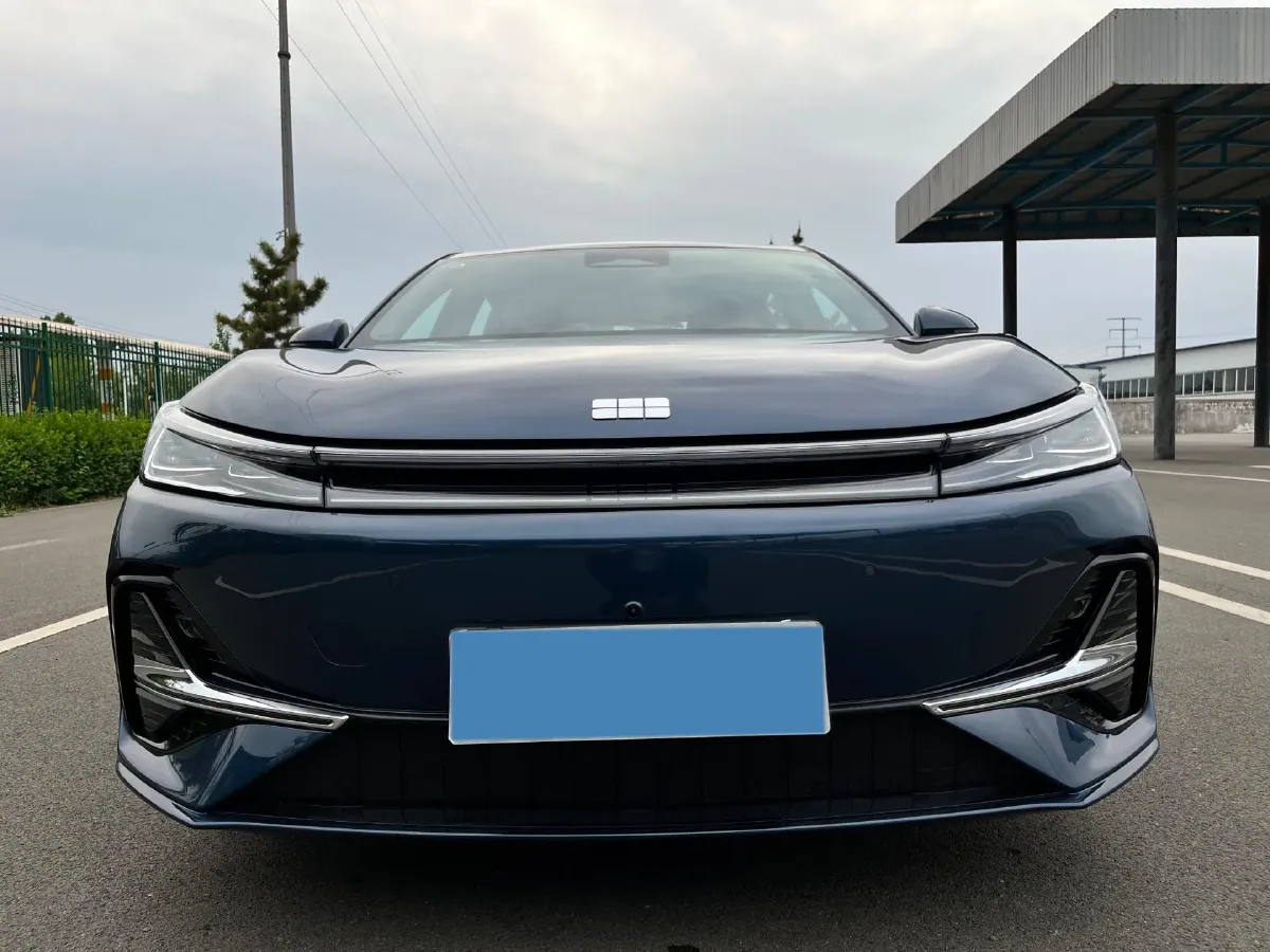 2025 Geely Galaxy A7 1.5L 112HP L4 1DHT PHEV,autocango,china used car exporter,china ev exporter,chinese used car exporter,chinese used ev exporter