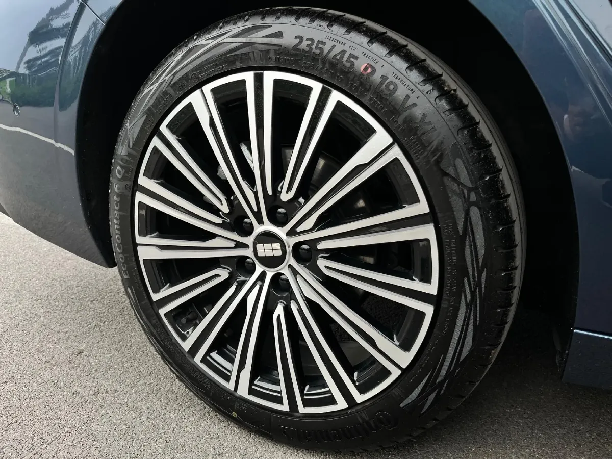 2025 Geely Galaxy A7 1.5L 112HP L4 1DHT PHEV,autocango,china used car exporter,china ev exporter,chinese used car exporter,chinese used ev exporter