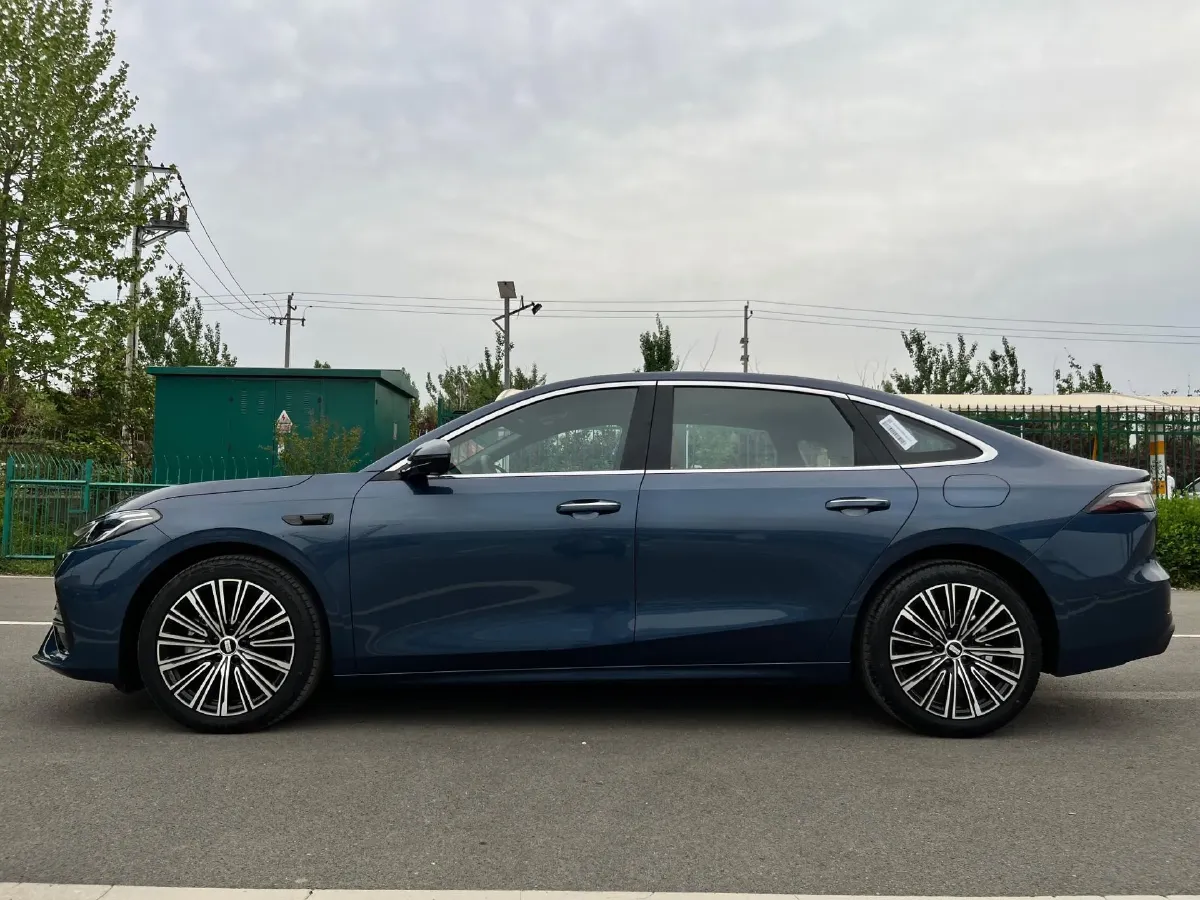 2025 Geely Galaxy A7 1.5L 112HP L4 1DHT PHEV,autocango,china used car exporter,china ev exporter,chinese used car exporter,chinese used ev exporter