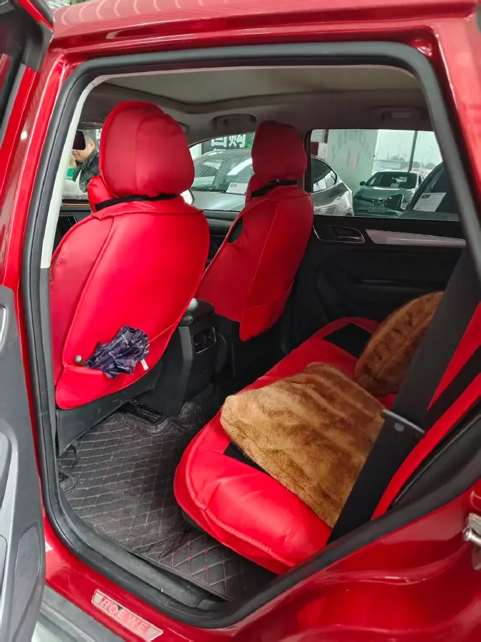 2020 Roewe i6 1.5T 169HP L4 7DCT,autocango,china used car exporter,china ev exporter,chinese used car exporter,chinese used ev exporter