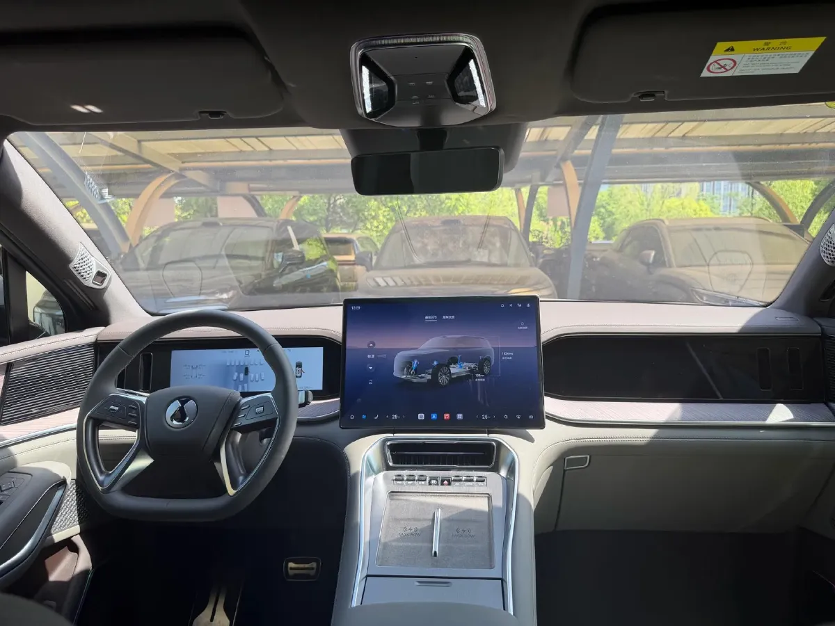 2026 Denza DenzaN9 2.0T 207HP L4 E-CVT PHEV,autocango,china used car exporter,china ev exporter,chinese used car exporter,chinese used ev exporter