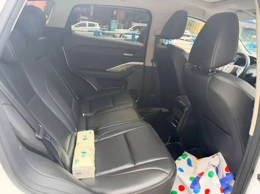 2018 WEY VV6 2.0T 197HP L4 7DCT,autocango,china used car exporter,china ev exporter,chinese used car exporter,chinese used ev exporter