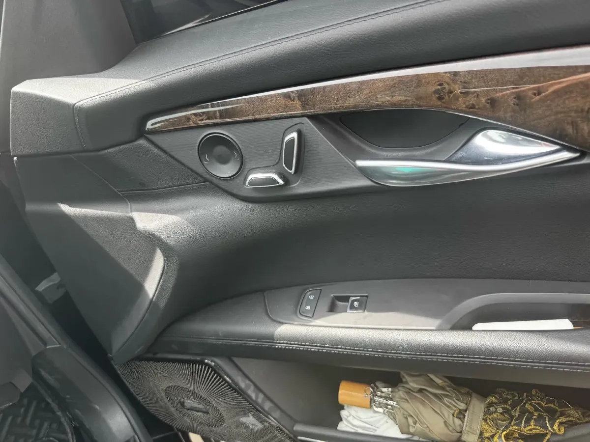 2020 Cadillac CT6 2.0T 241HP L4 10AT,autocango,china used car exporter,china ev exporter,chinese used car exporter,chinese used ev exporter