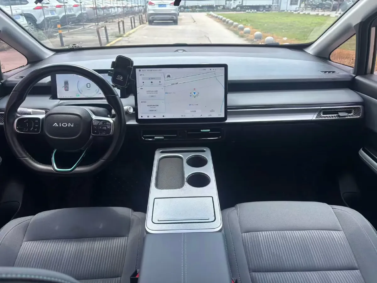 2022 Geely Okavango 1.8T 184HP L4 7DCT,autocango,china used car exporter,china ev exporter,chinese used car exporter,chinese used ev exporter