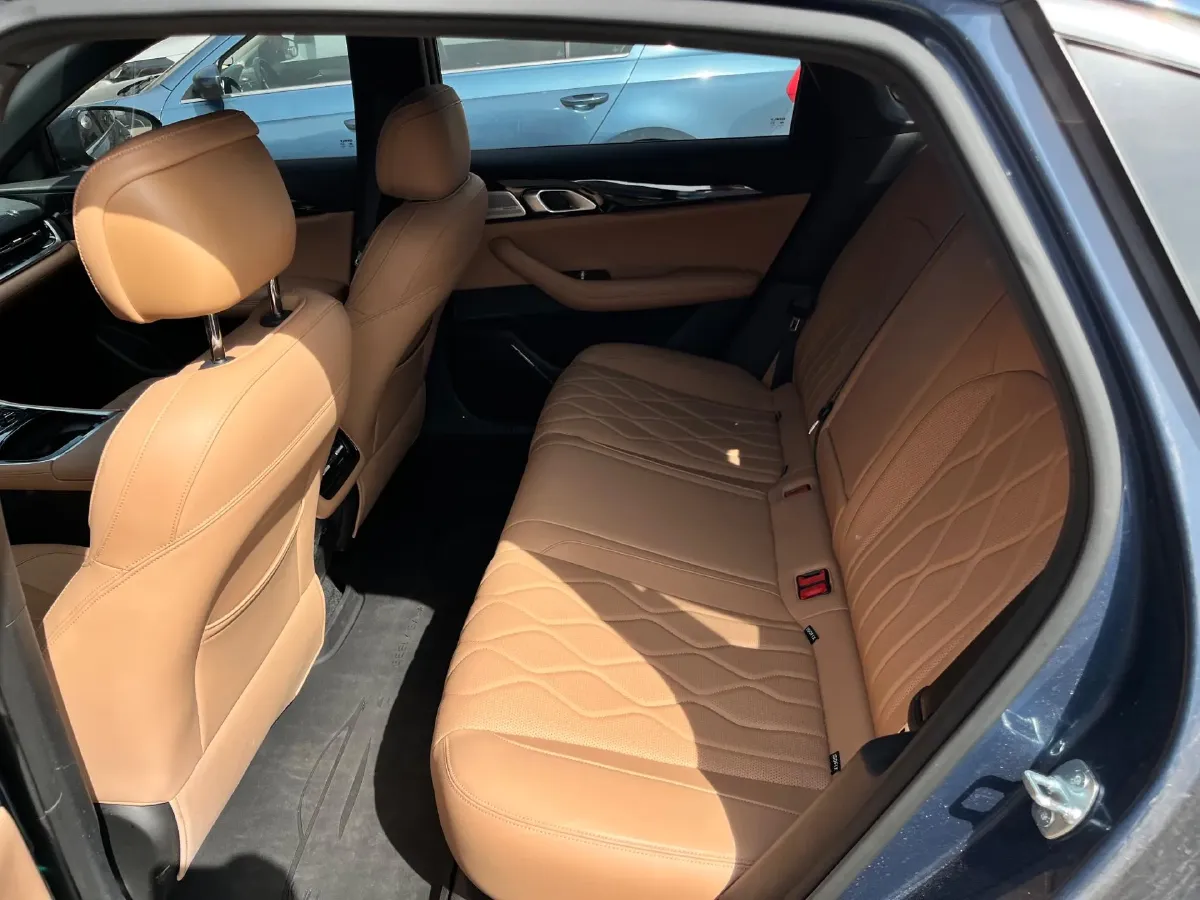 2025 Geely Galaxy A7 1.5L 112HP L4 1DHT PHEV,autocango,china used car exporter,china ev exporter,chinese used car exporter,chinese used ev exporter