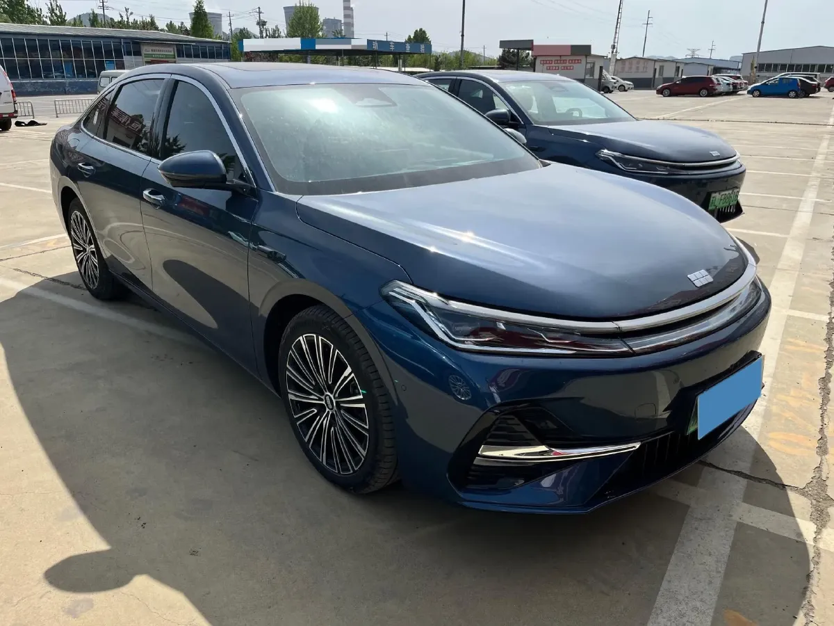 2025 Geely Galaxy A7 1.5L 112HP L4 1DHT PHEV,autocango,china used car exporter,china ev exporter,chinese used car exporter,chinese used ev exporter