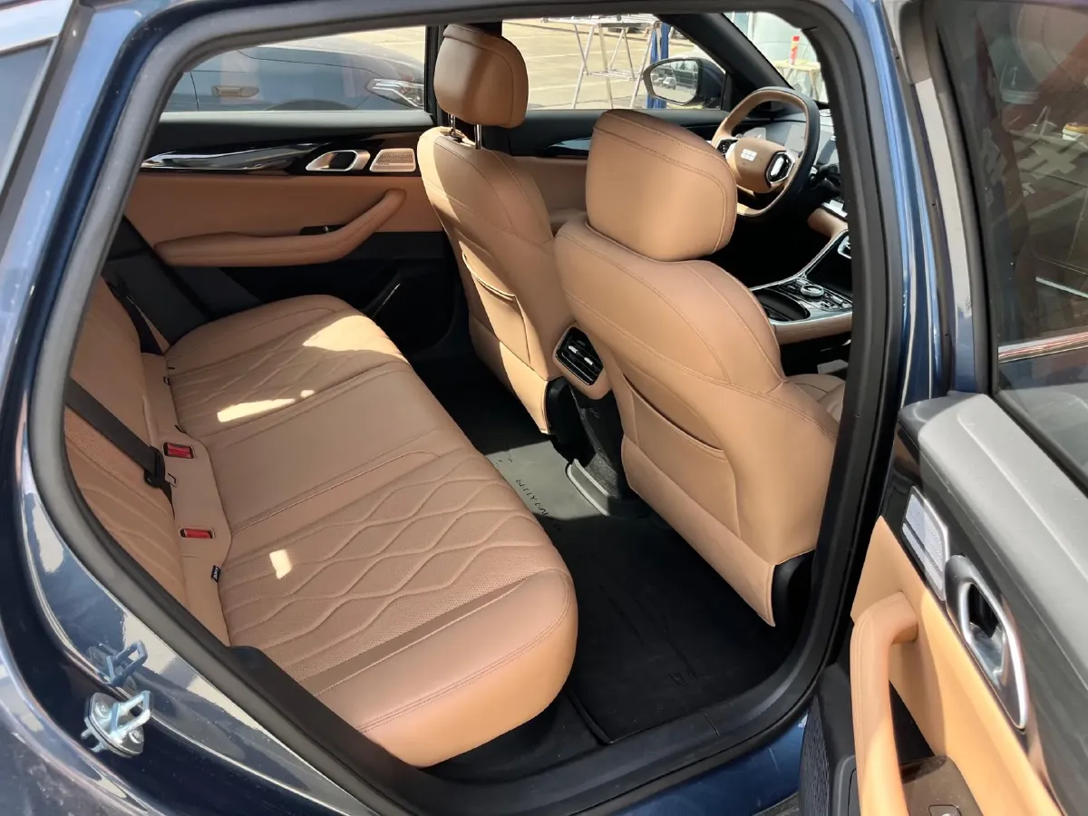 2025 Geely Galaxy A7 1.5L 112HP L4 1DHT PHEV,autocango,china used car exporter,china ev exporter,chinese used car exporter,chinese used ev exporter