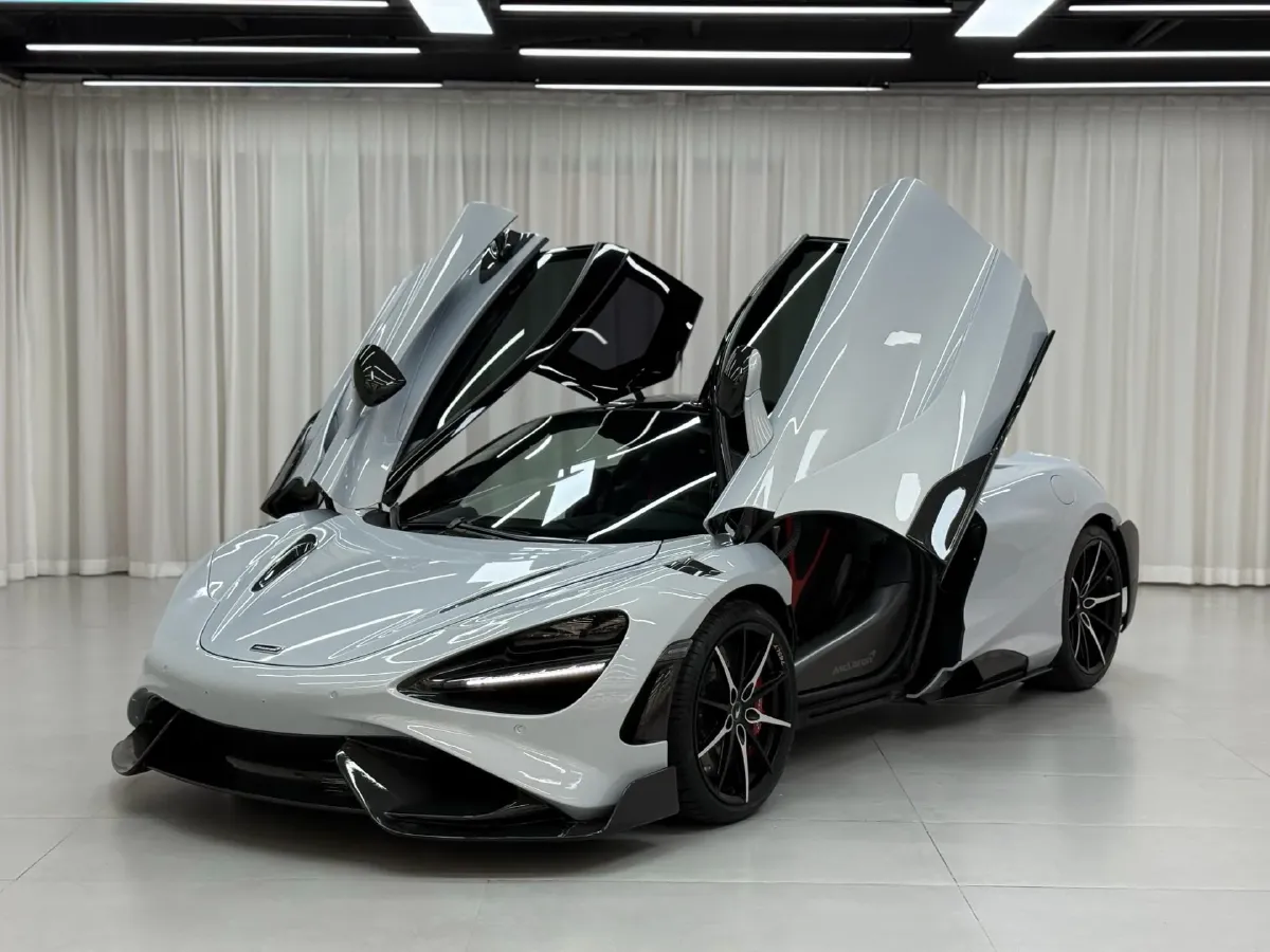 2017 McLaren 720S 4.0T 720HP V8 7DCT,autocango,china used car exporter,china ev exporter,chinese used car exporter,chinese used ev exporter